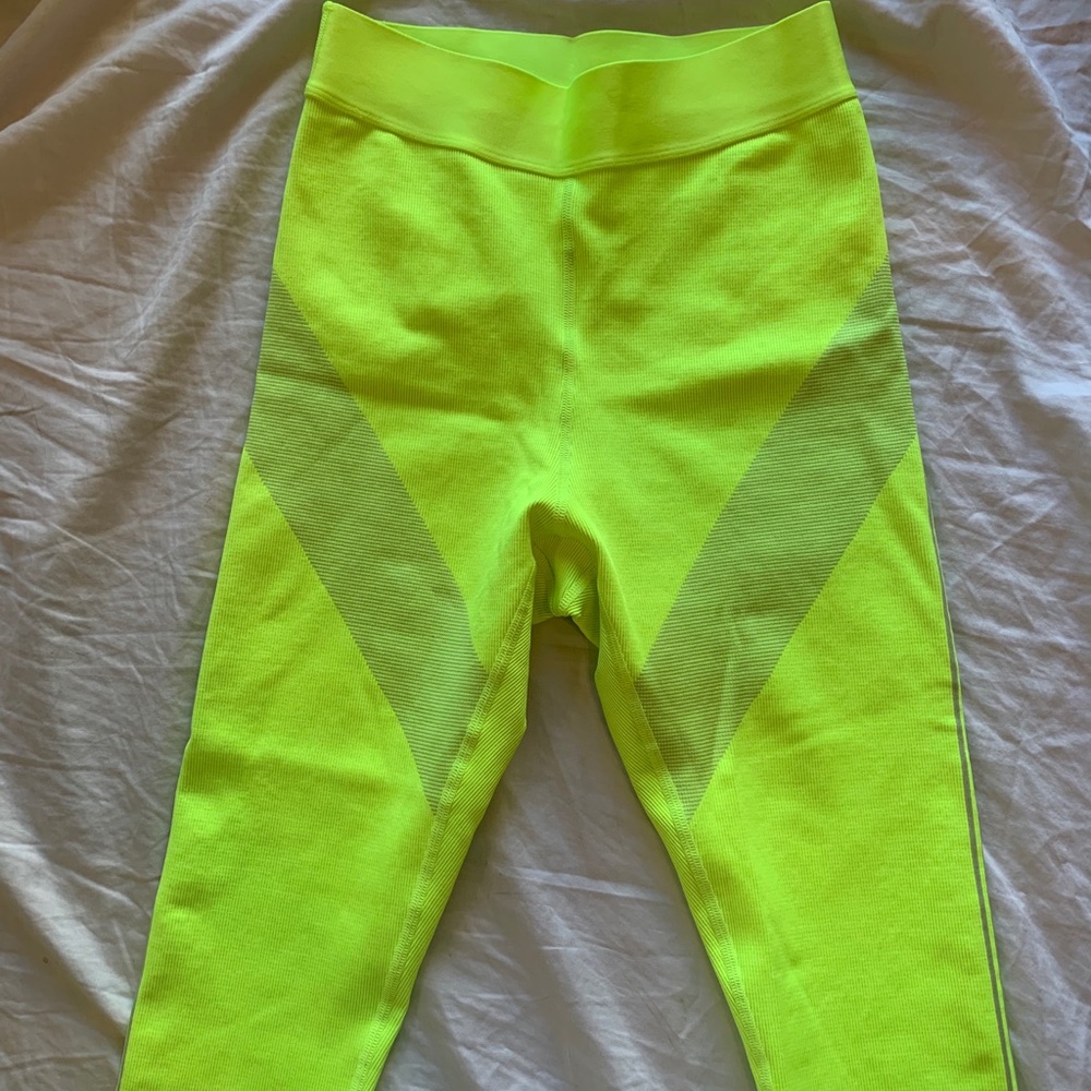 Fabletics leggings - Picture 3 of 5